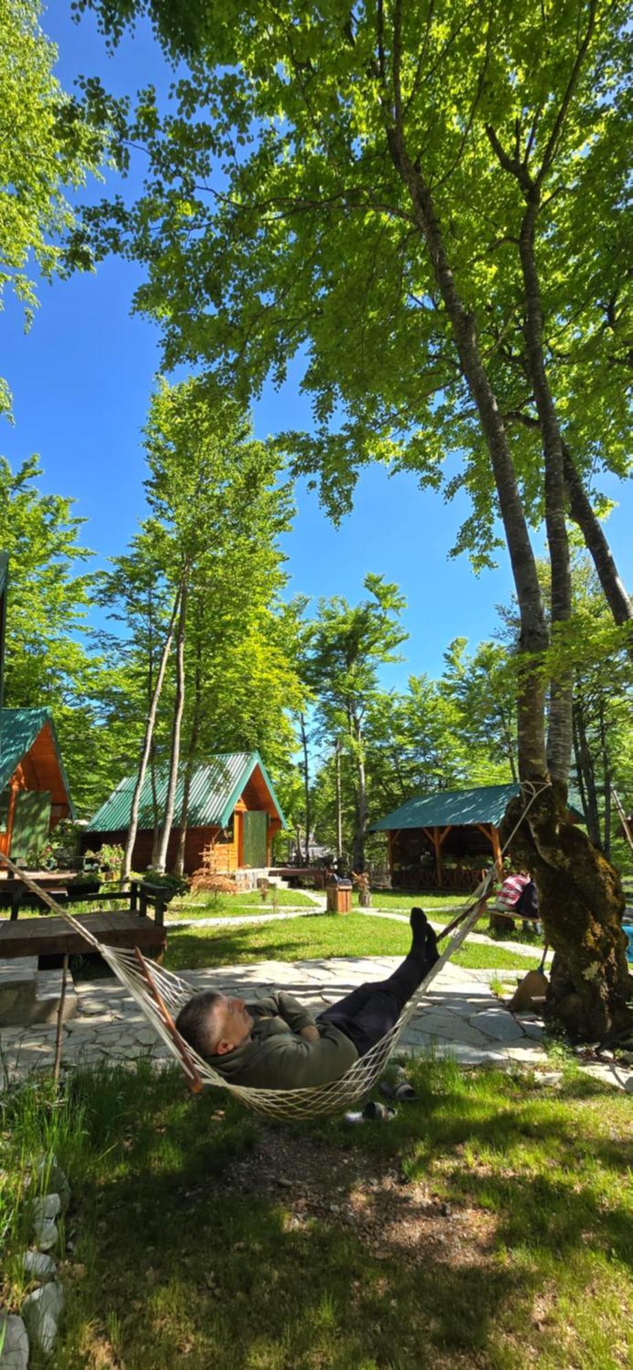 Bungalows Prokletije Gusinje Exterior foto