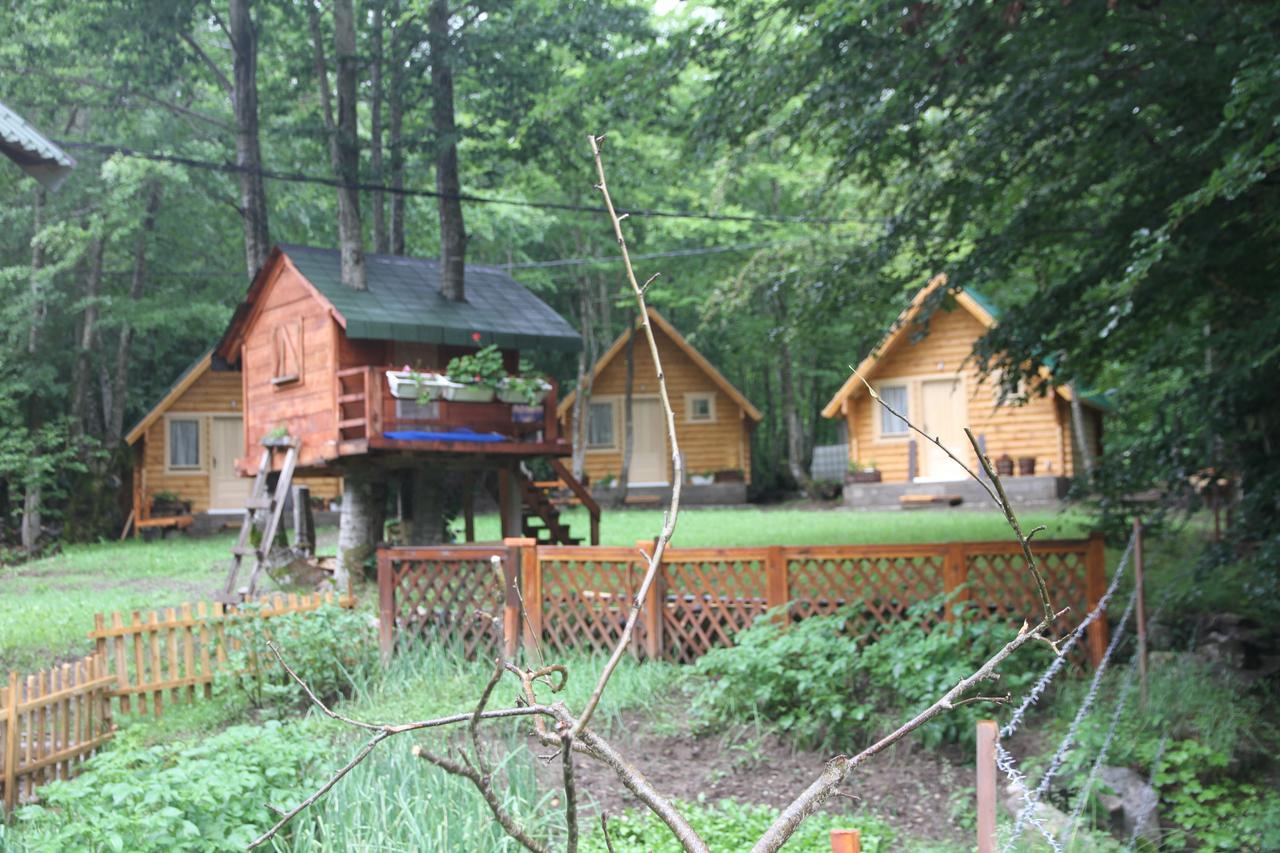 Bungalows Prokletije Gusinje Exterior foto