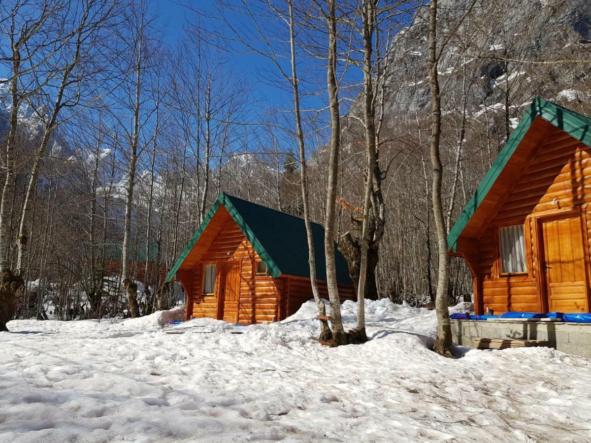 Bungalows Prokletije Gusinje Exterior foto